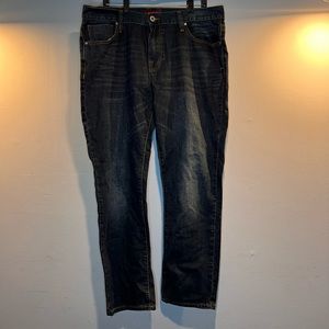 Guess jeans mens size 36/30 Medium Rise tapered Slim Halstead fit